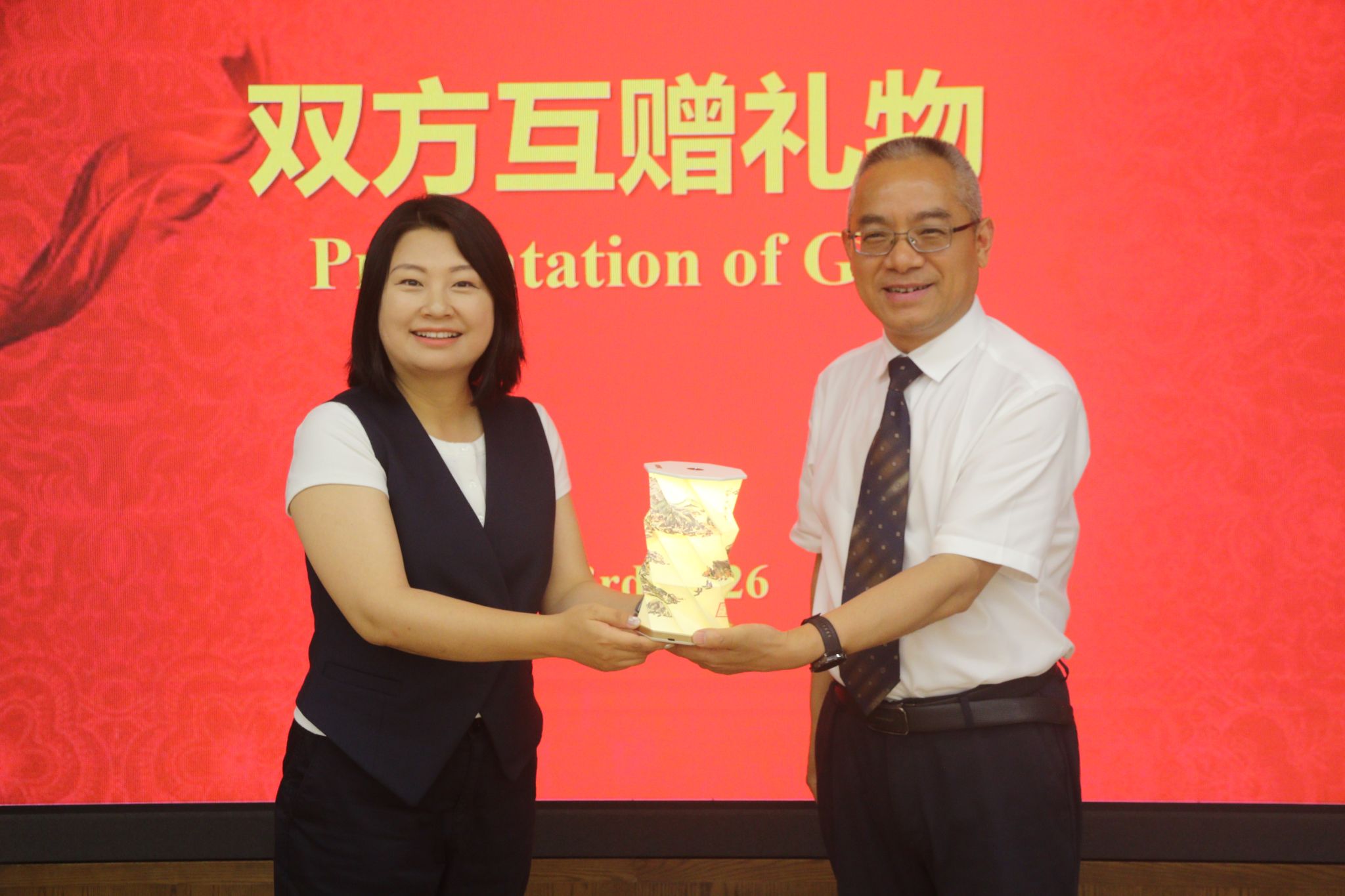 2026“Hi,Young”中美青少年文化交流营活动走进浙江舟山群岛新区旅游与健康职业学院