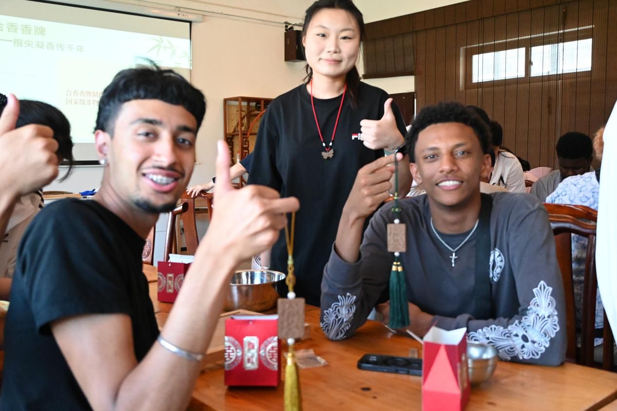 2026“Hi,Young”中美青少年文化交流营活动走进浙江舟山群岛新区旅游与健康职业学院